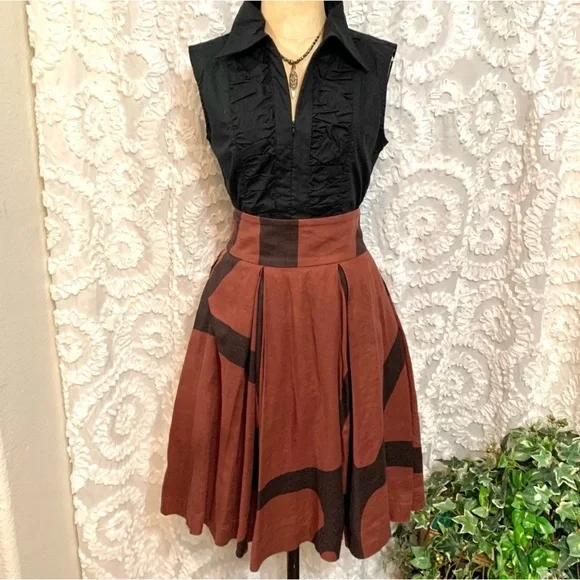 BANANA REPUBLIC fit and flare skirt in rust brown w/black graphic design- 6 - Picture 11 of 11